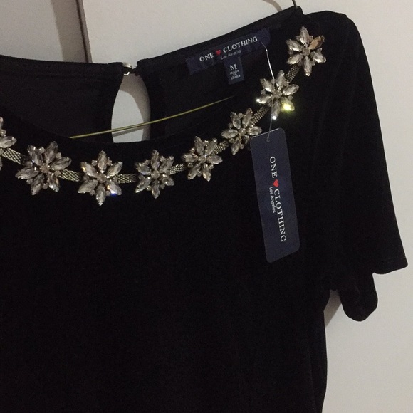 Velvet dress - Picture 3 of 3